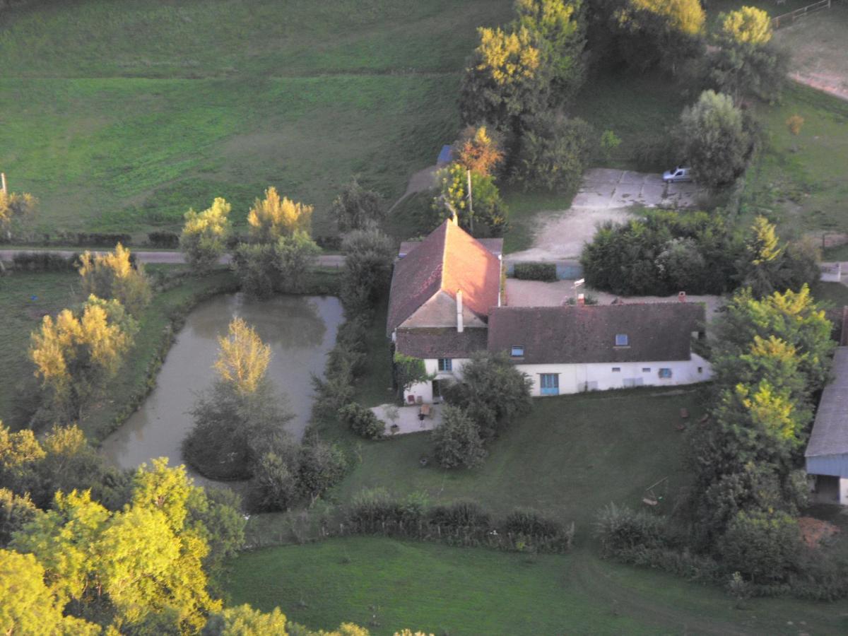 Domaine De Varenne Bed and Breakfast Saint-Amand-en-Puisaye Zewnętrze zdjęcie
