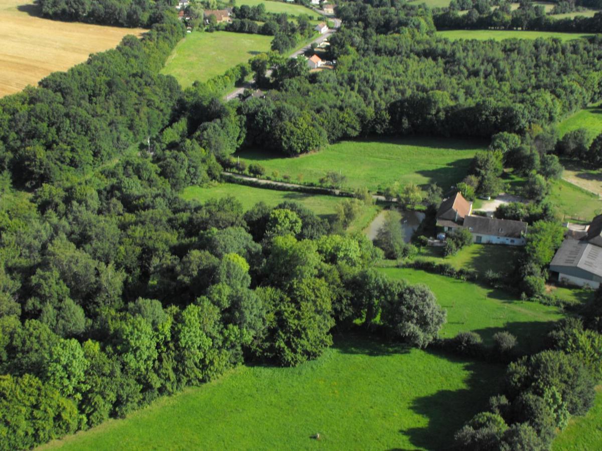 Domaine De Varenne Bed and Breakfast Saint-Amand-en-Puisaye Zewnętrze zdjęcie